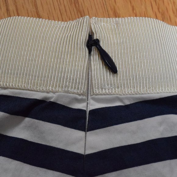 Loft Striped A-Line Skirt in Women's Size 8/10 - Picture 14 of 16